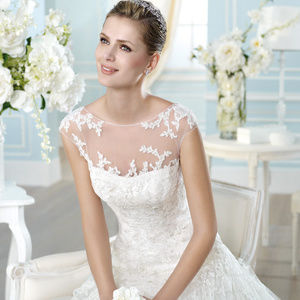 San Patrick by Pronovias Wedding Dress Halland